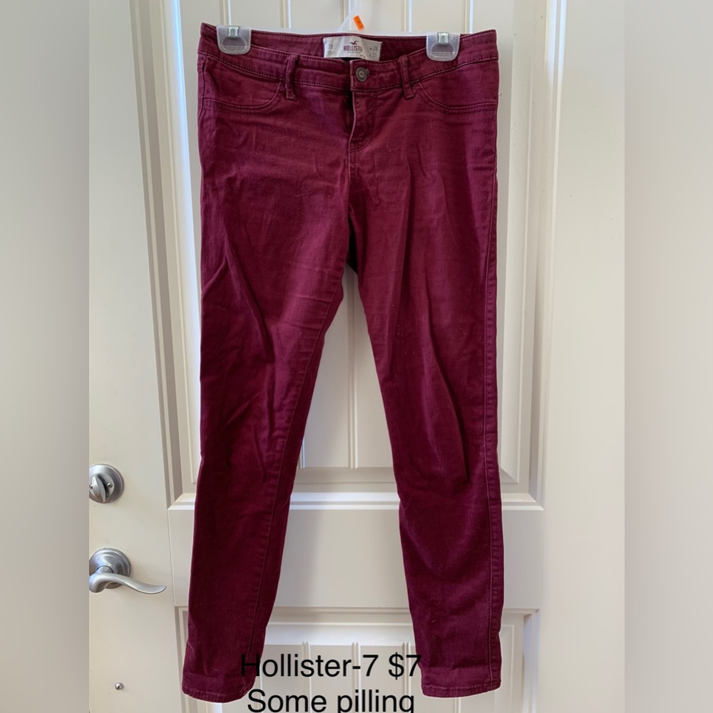 Hollister size 7r